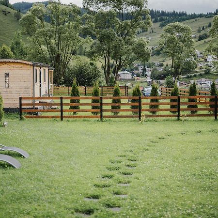 La Casuta Din Ciocanesti Exclusive Exteriör bild