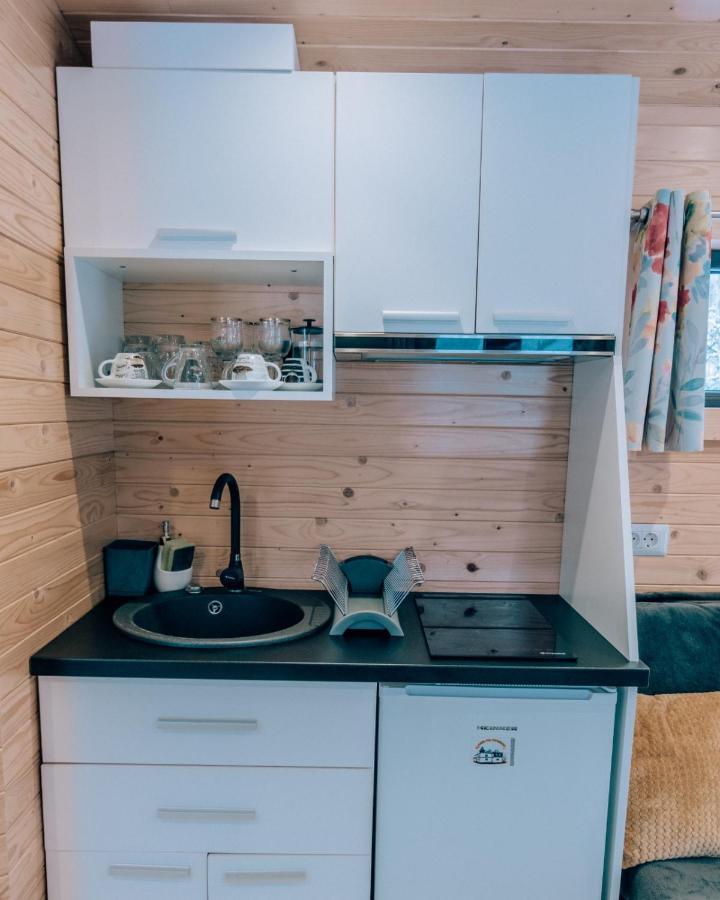 La Casuta Din Ciocanesti Exclusive Exteriör bild