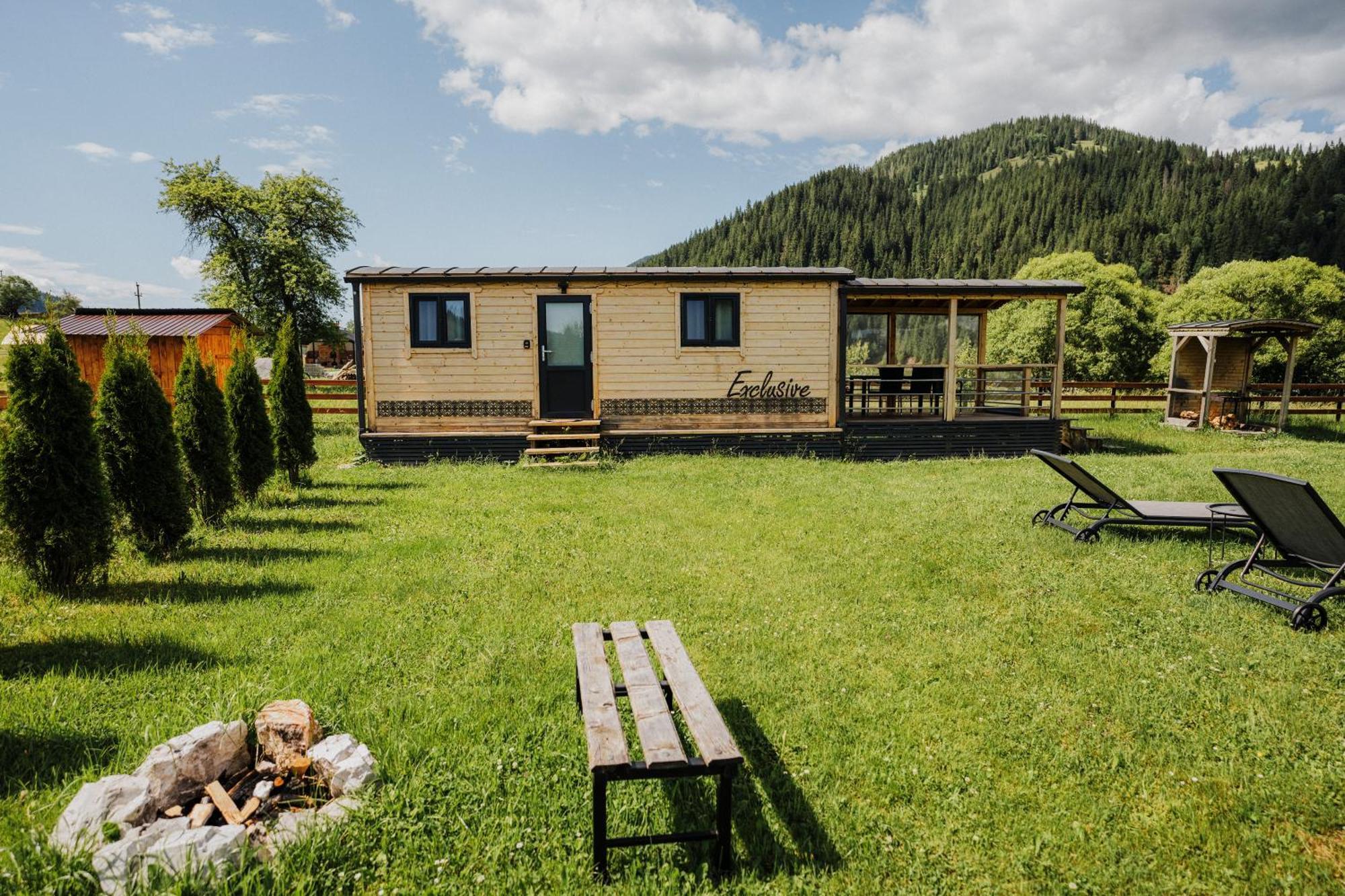 La Casuta Din Ciocanesti Exclusive Exteriör bild