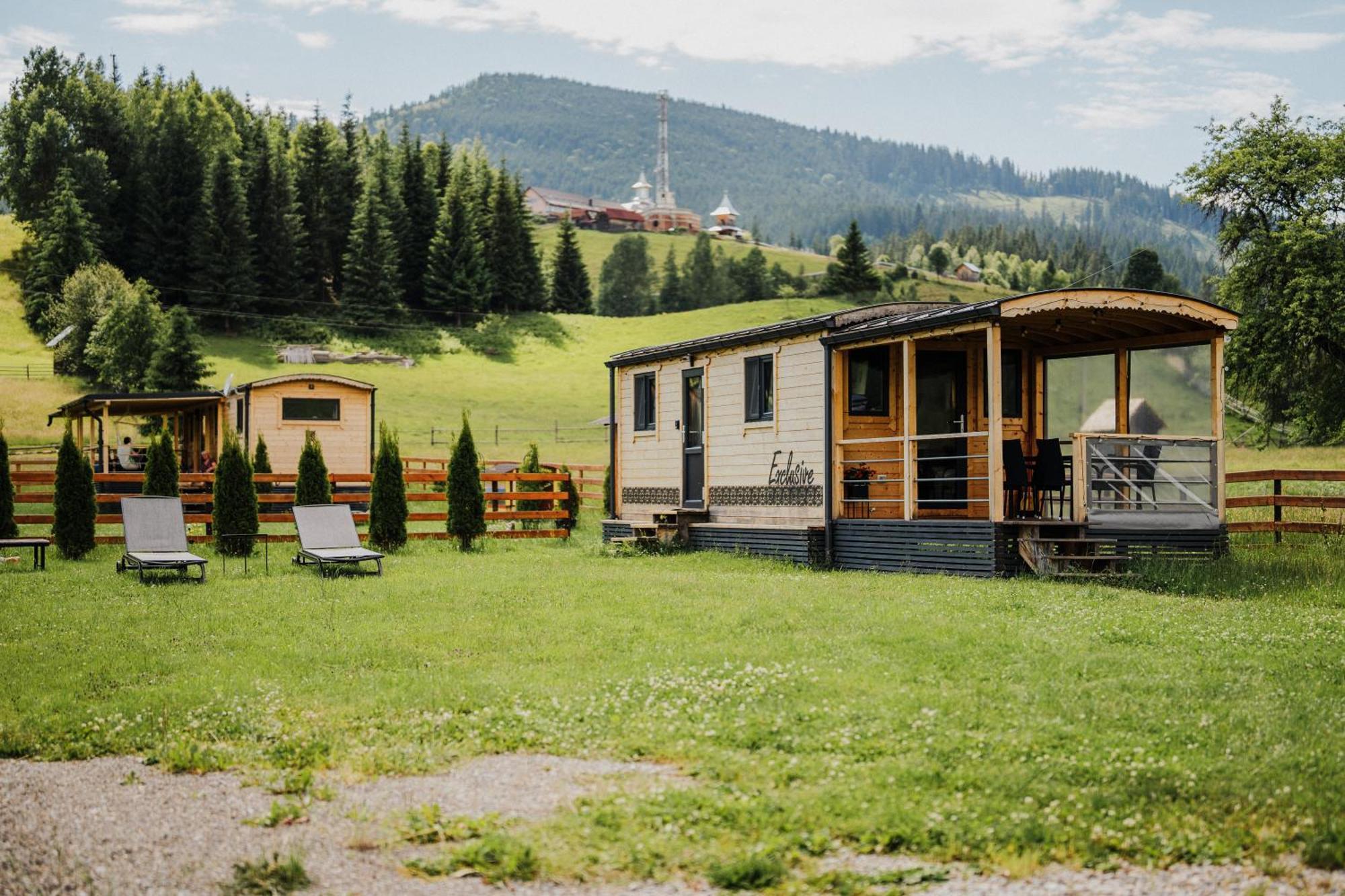 La Casuta Din Ciocanesti Exclusive Exteriör bild